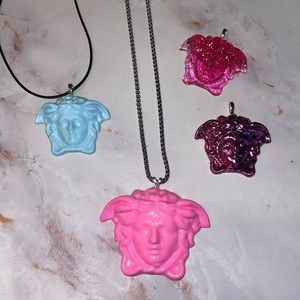Medusa necklace large! Barbie pink!